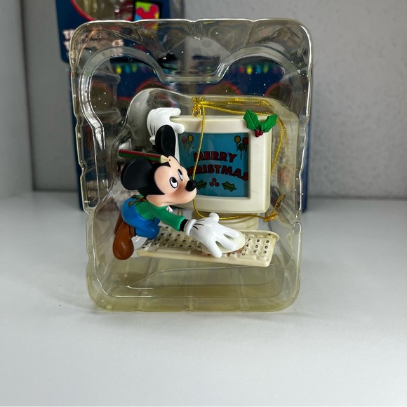 ENESCO DISNEY TREE-RIFIC TREASURES Mickey Mouse Christmas Ornaments Lot Of 4 - Picture 7 of 11